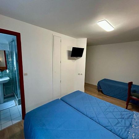 Chambres D'Hotes Du Colvert Forges-les-Eaux Luaran gambar