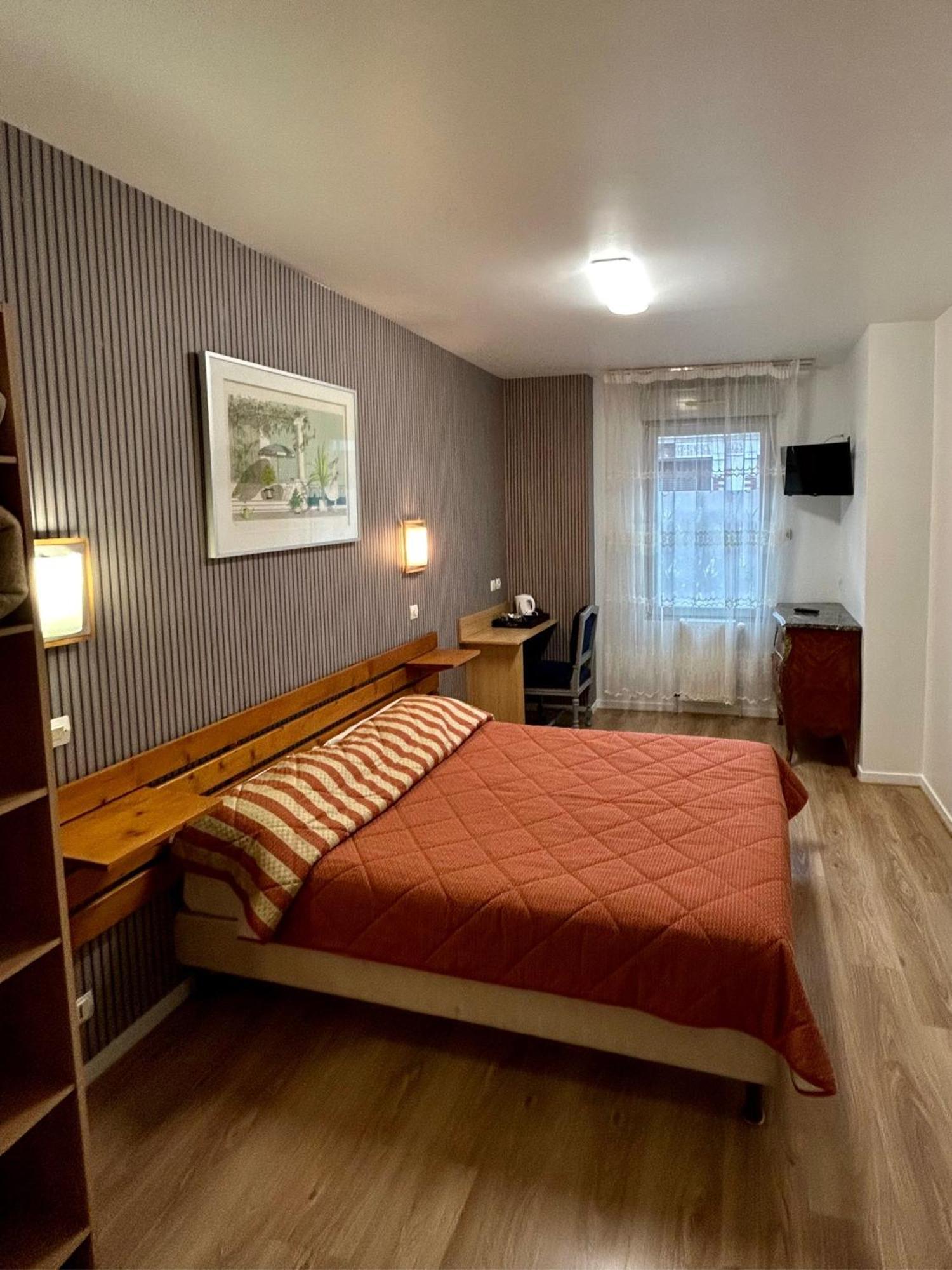 Chambres D'Hotes Du Colvert Forges-les-Eaux Luaran gambar