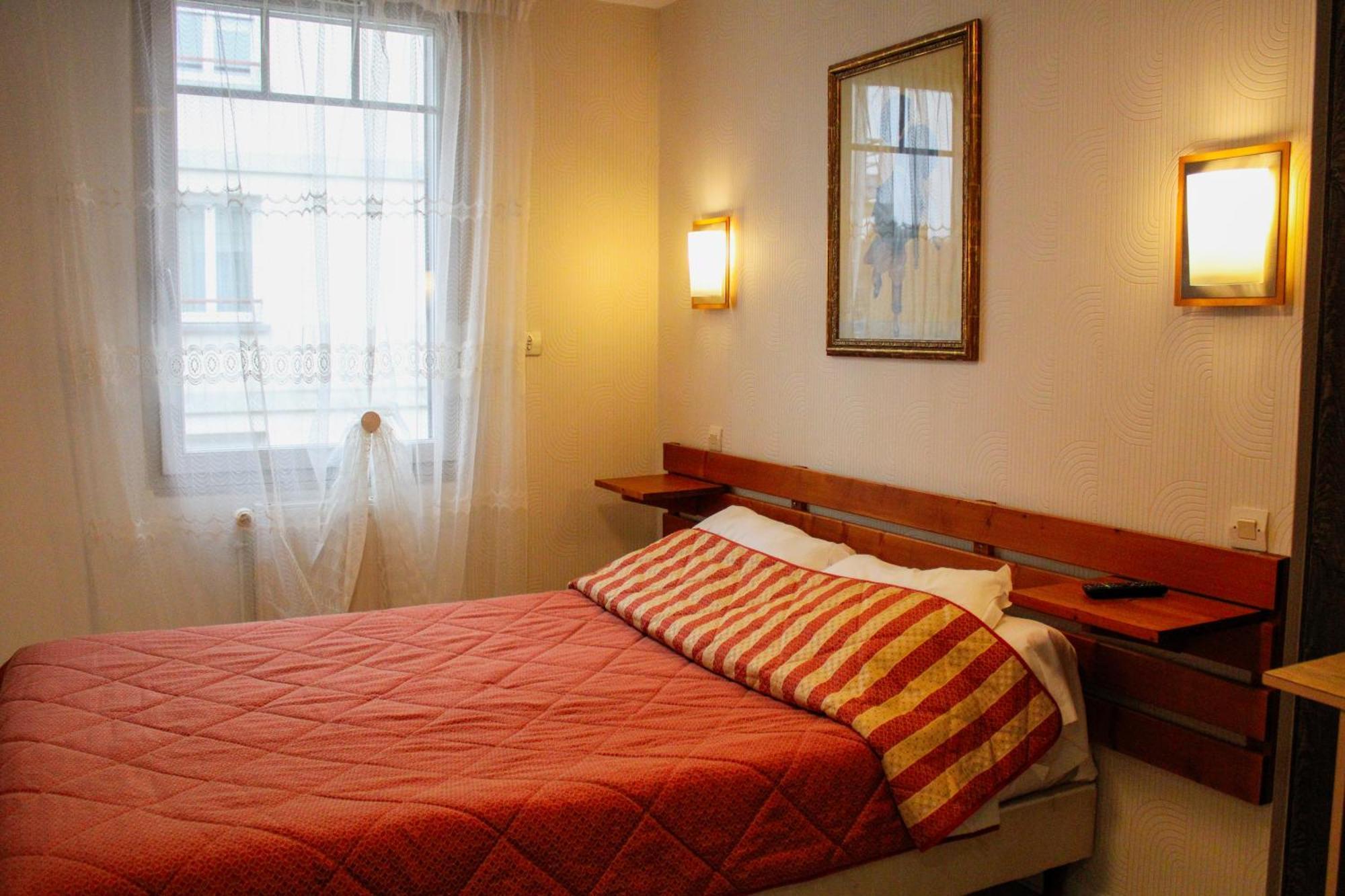 Chambres D'Hotes Du Colvert Forges-les-Eaux Luaran gambar