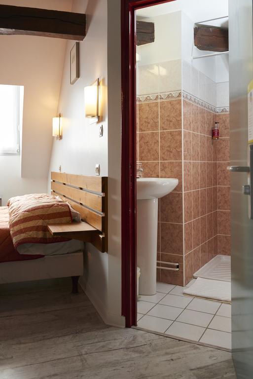 Chambres D'Hotes Du Colvert Forges-les-Eaux Luaran gambar