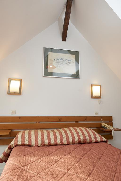 Chambres D'Hotes Du Colvert Forges-les-Eaux Luaran gambar
