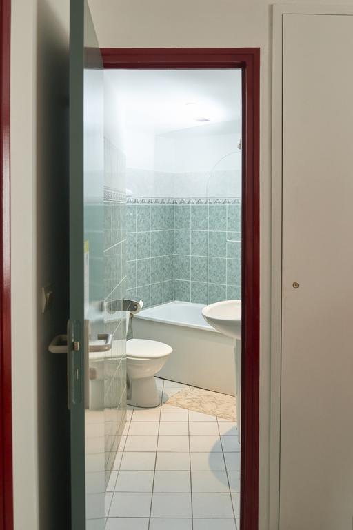 Chambres D'Hotes Du Colvert Forges-les-Eaux Luaran gambar
